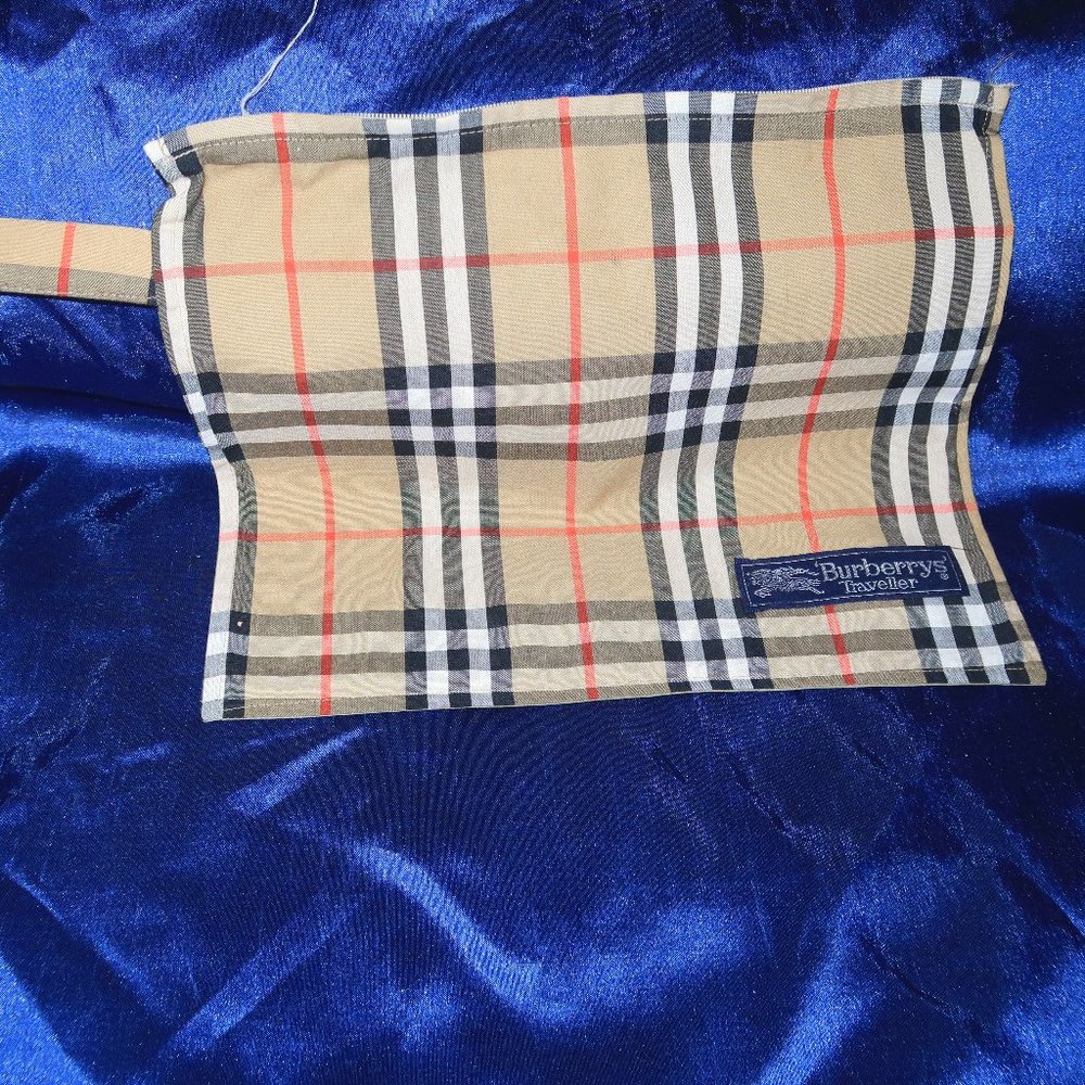 Burberry Traveller Signature Checkered Cloth Pouch